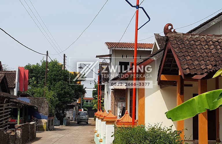 proyek tiang lampu jalan kampung (2)