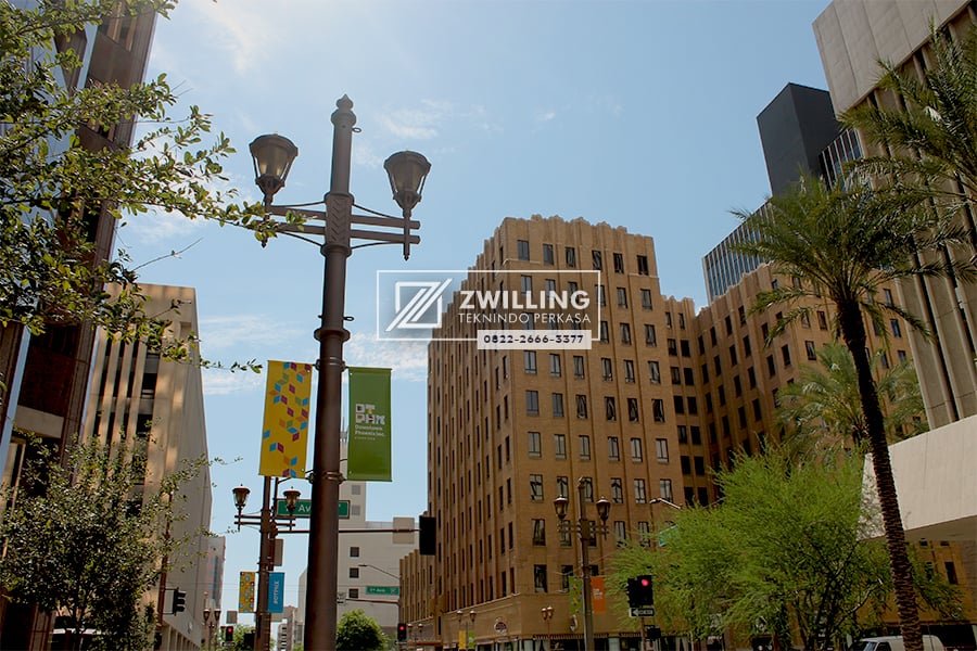 6 Hal Yang Harus Anda Ketahui Tentang Tiang Lampu Jalan