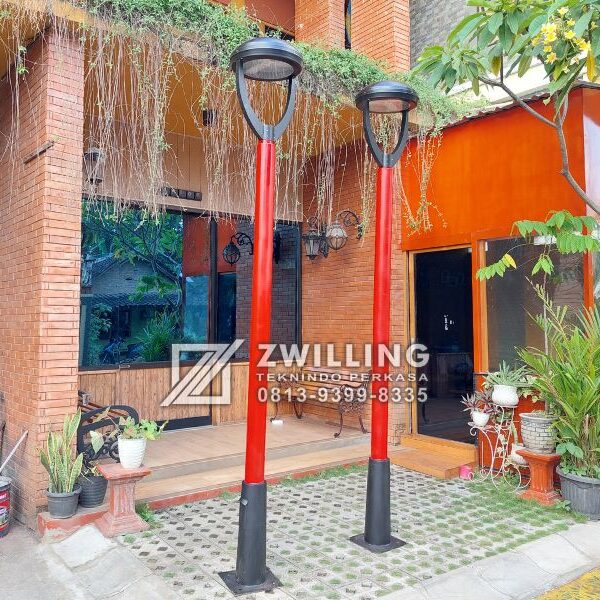 Tiang Lampu Taman Besi