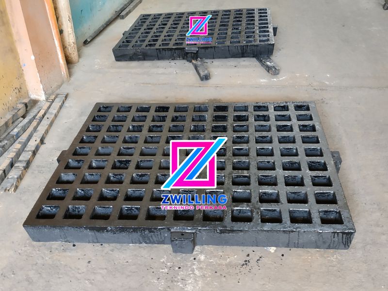 Besi Grill Tutup Got Selokan