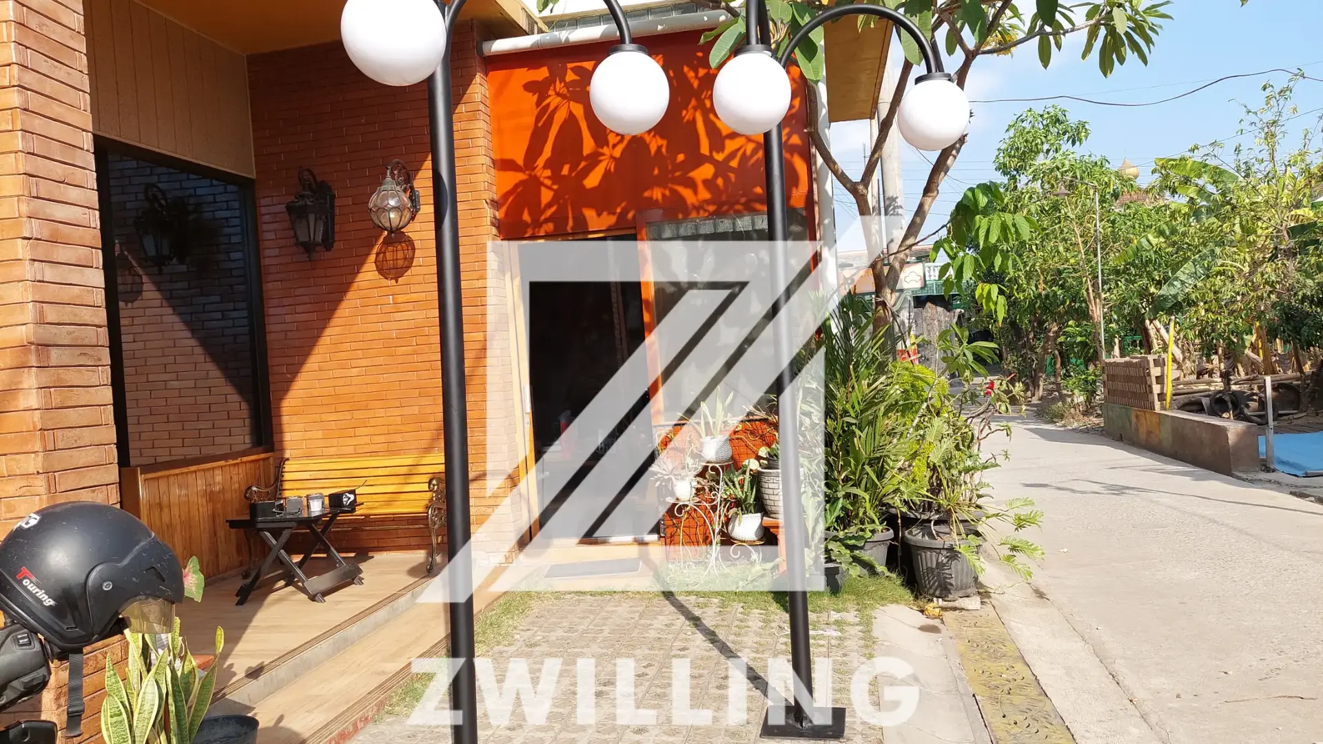 tiang lampu minimalis