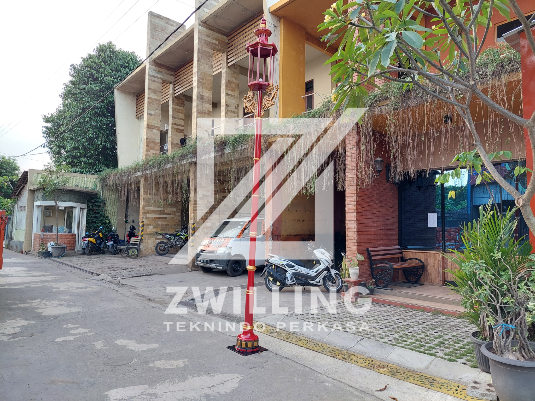 tiang lampu jalan sederhana