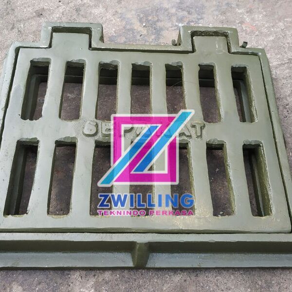 Besi Penutup Selokan Air