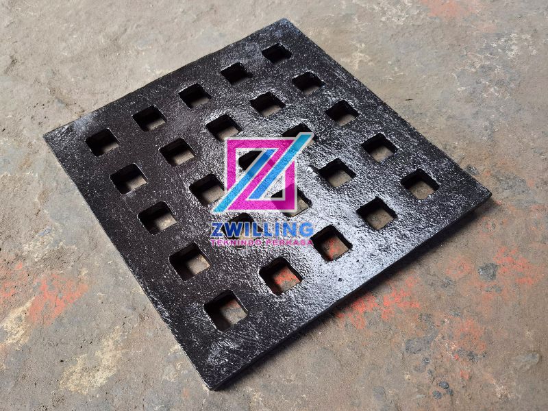 Besi Penutup Selokan