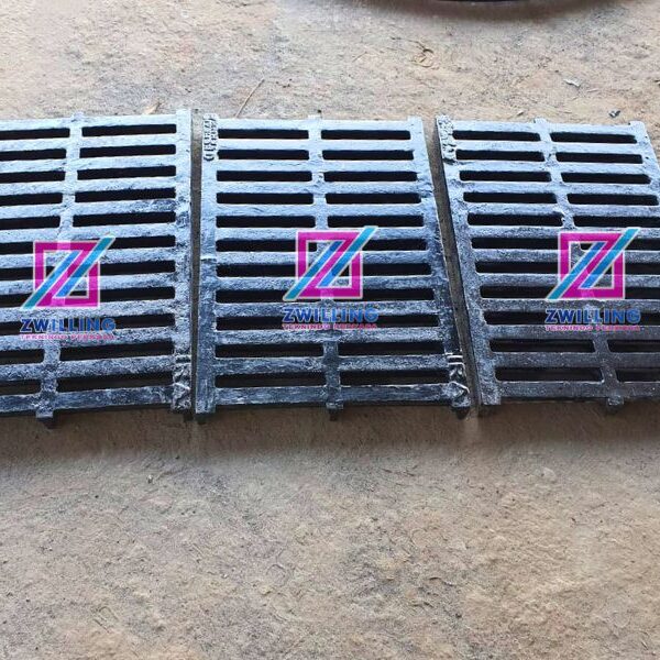 Tutup Selokan Besi Drainase