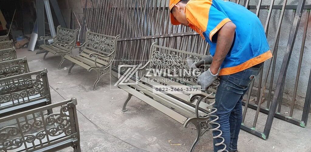 kursi baja blitar (3)