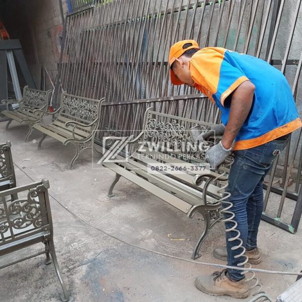 kursi baja blitar (3)