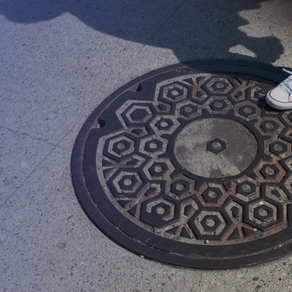 Manhole Cover Penutup Lubang Drainase Jalan