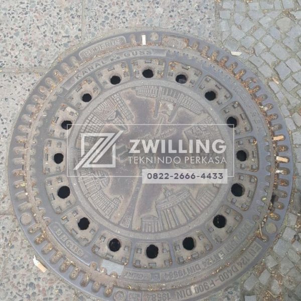 Proyek Manhole Cover Bulat Unik