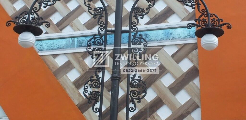 tiang-lampu-ornamental-ganda (1) tiang lampu ornamental ganda (1)