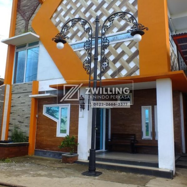tiang lampu ornamental ganda (2)