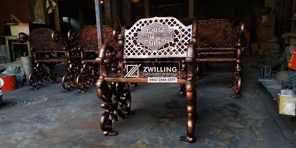 kursi-antik-harley-davidson