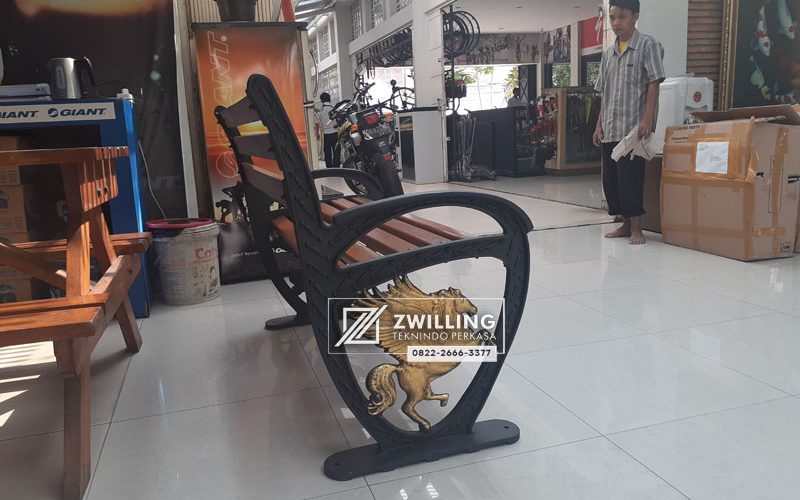 kursi-santai-kuda-phoenix