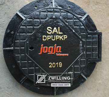 manhole cover jogja 2019