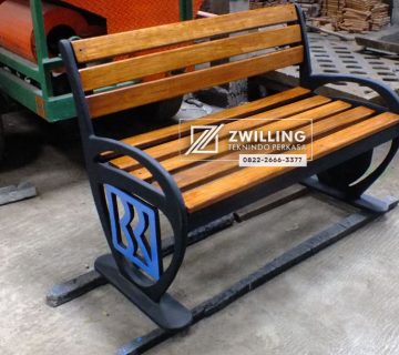 kursi tunggu nasabah bank