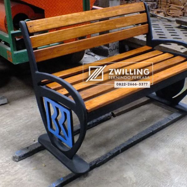 kursi tunggu nasabah bank