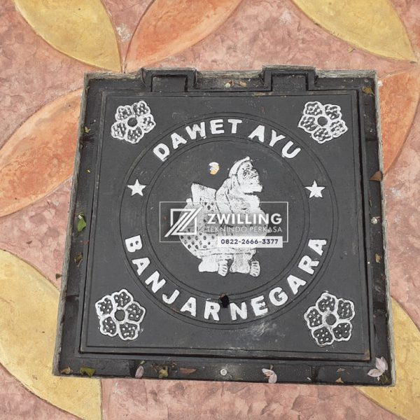 manhole cover pedestrian banjarnegara