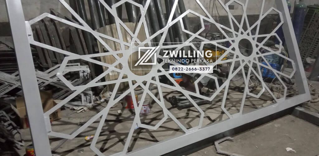  Teralis Jendela Minimalis 2019  untuk Karawang Zwilling Lampu