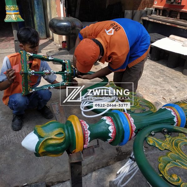 tiang lampu antik sumenep