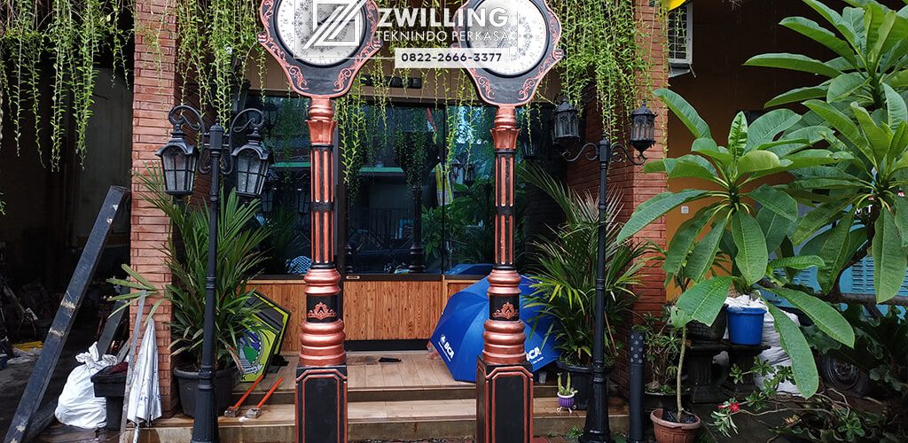 tiang-jam-antik-banyumas-zwilling