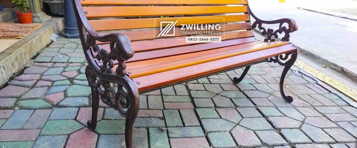 Kursi Taman Antik Gaya Modern - Zwilling Lampu