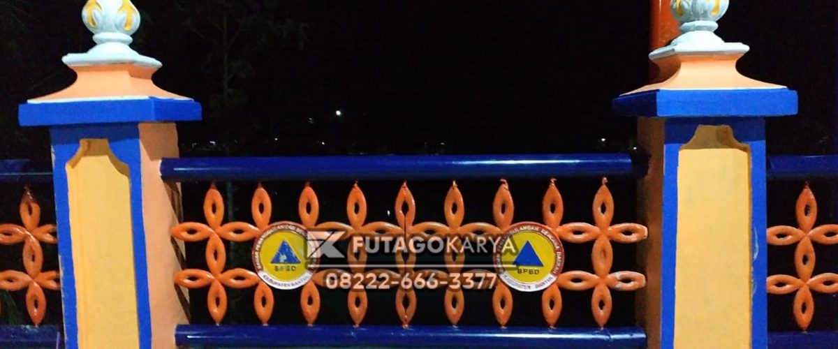 Ornamen Pagar Antik Kabupaten Bantul Zwilling