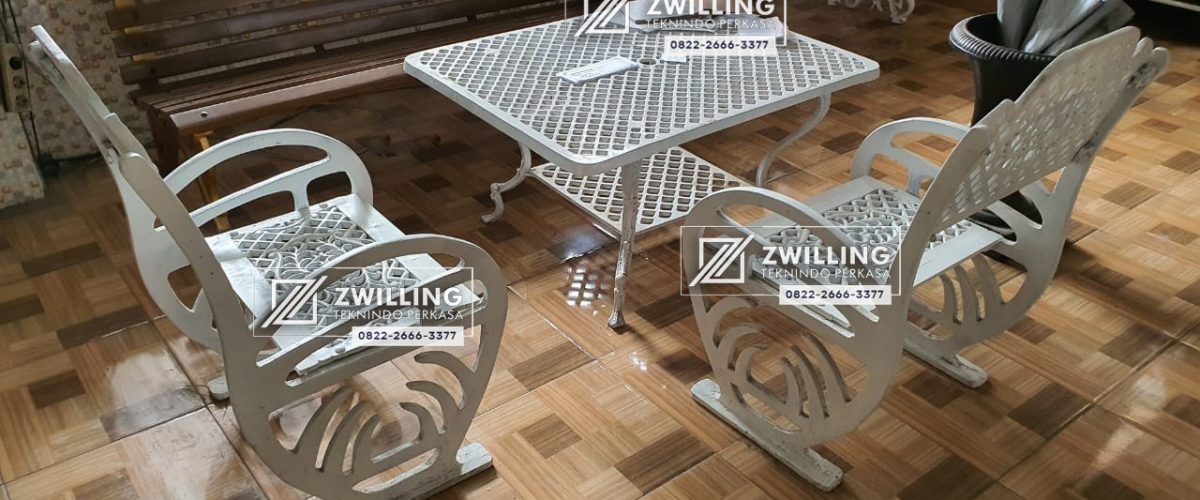 Set Kursi Meja Minimalis Kabupaten Sukoharjo Jawa Tengah