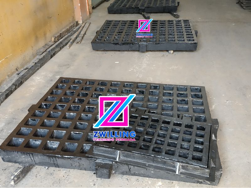 Besi Grill Tutup Got Selokan