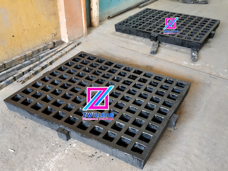 Besi Grill Tutup Got Selokan