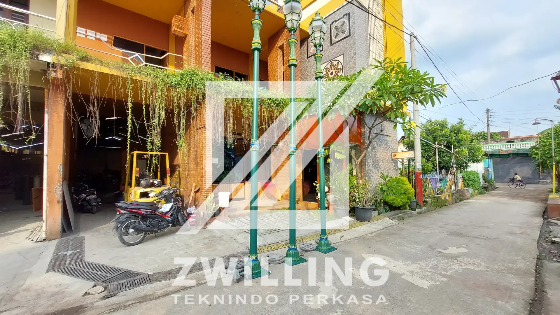 tiang lampu taman minimalis