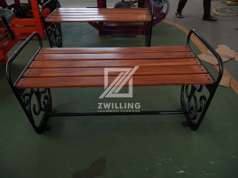 bangku minimalis besi