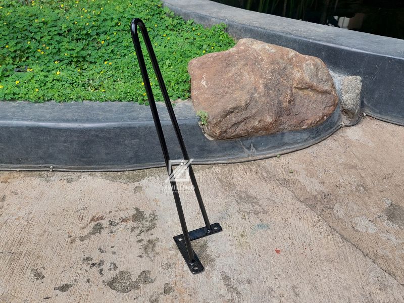 Kaki meja unik minimalis