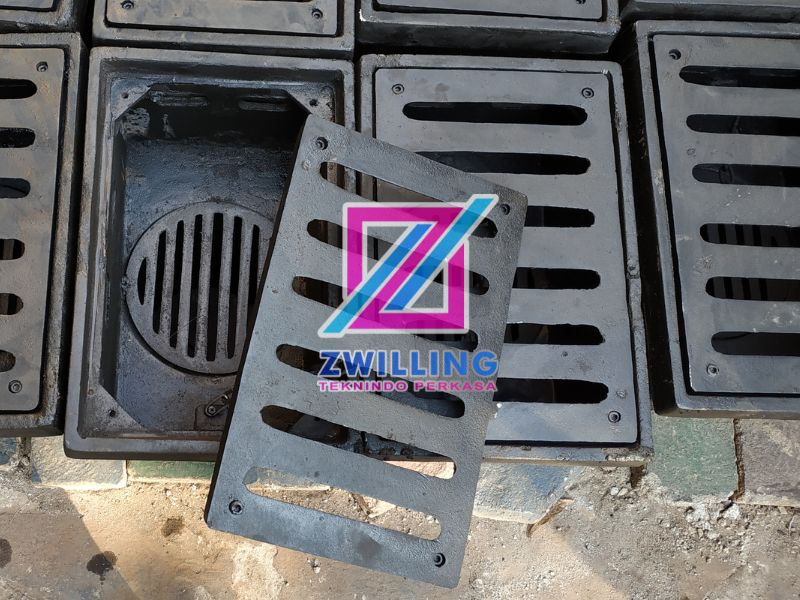 Deck Drain Jalan Toll Besi Cor
